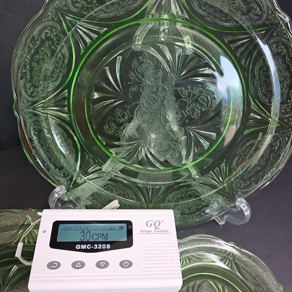 Uranium Depression Plates Set Of 3 Collectible Highly Ornate Geiger Tested - Picture 10 of 12